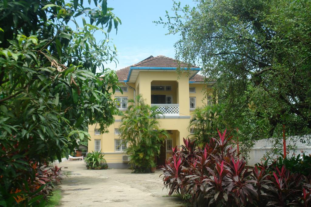 Golden Guest Inn Yangon Exterior foto